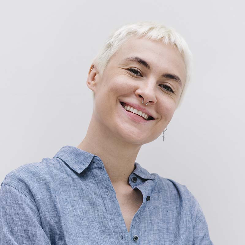portrait-of-a-woman-AC47UGL